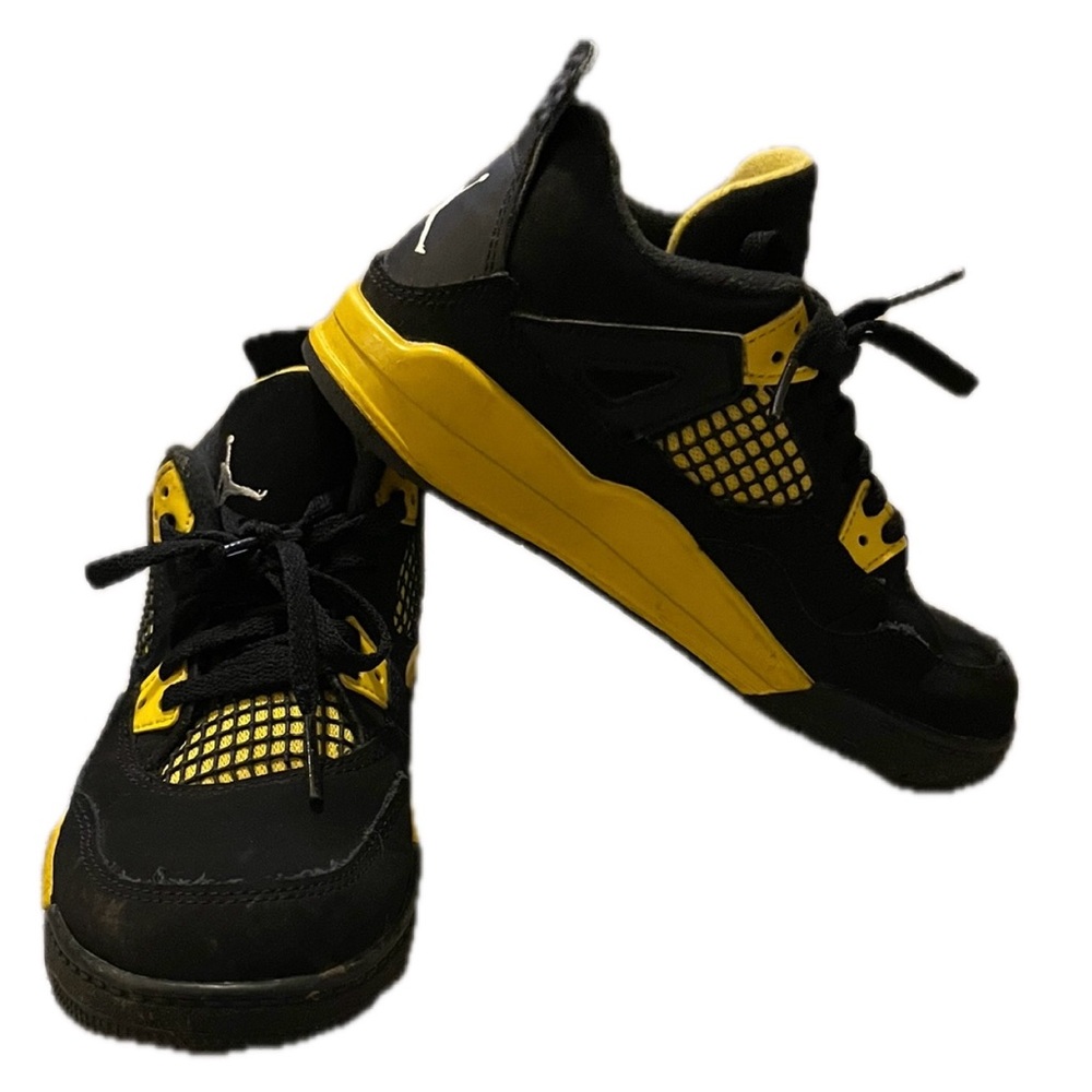 Nike Air Jordan 4 Retro Bumble Bee